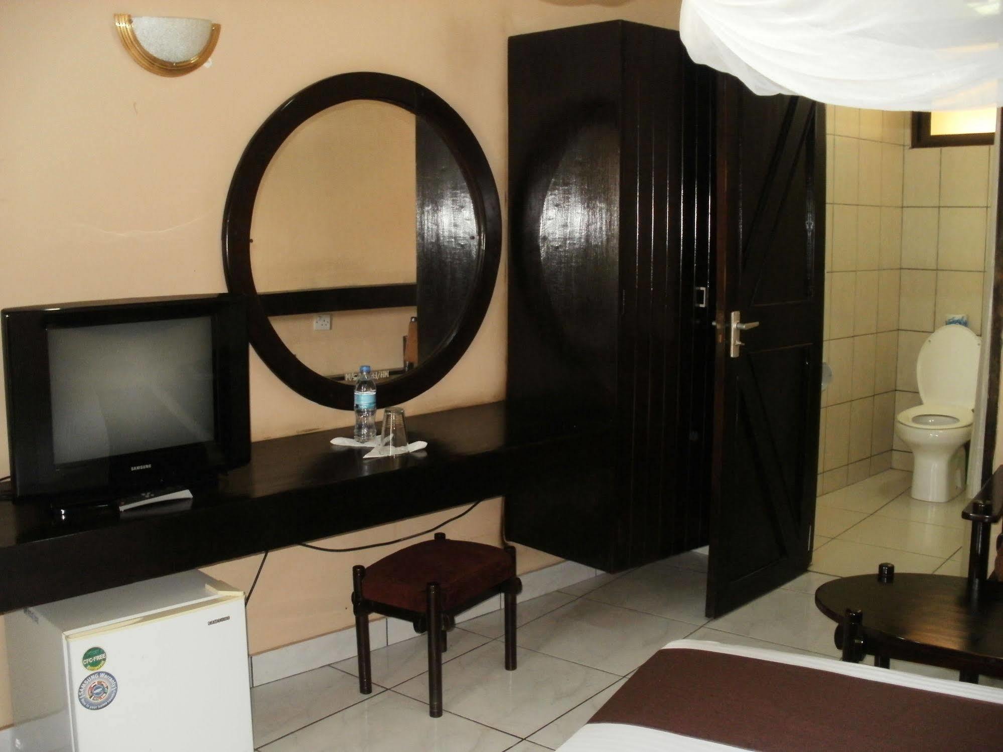 Morogoro Hotel Exteriör bild