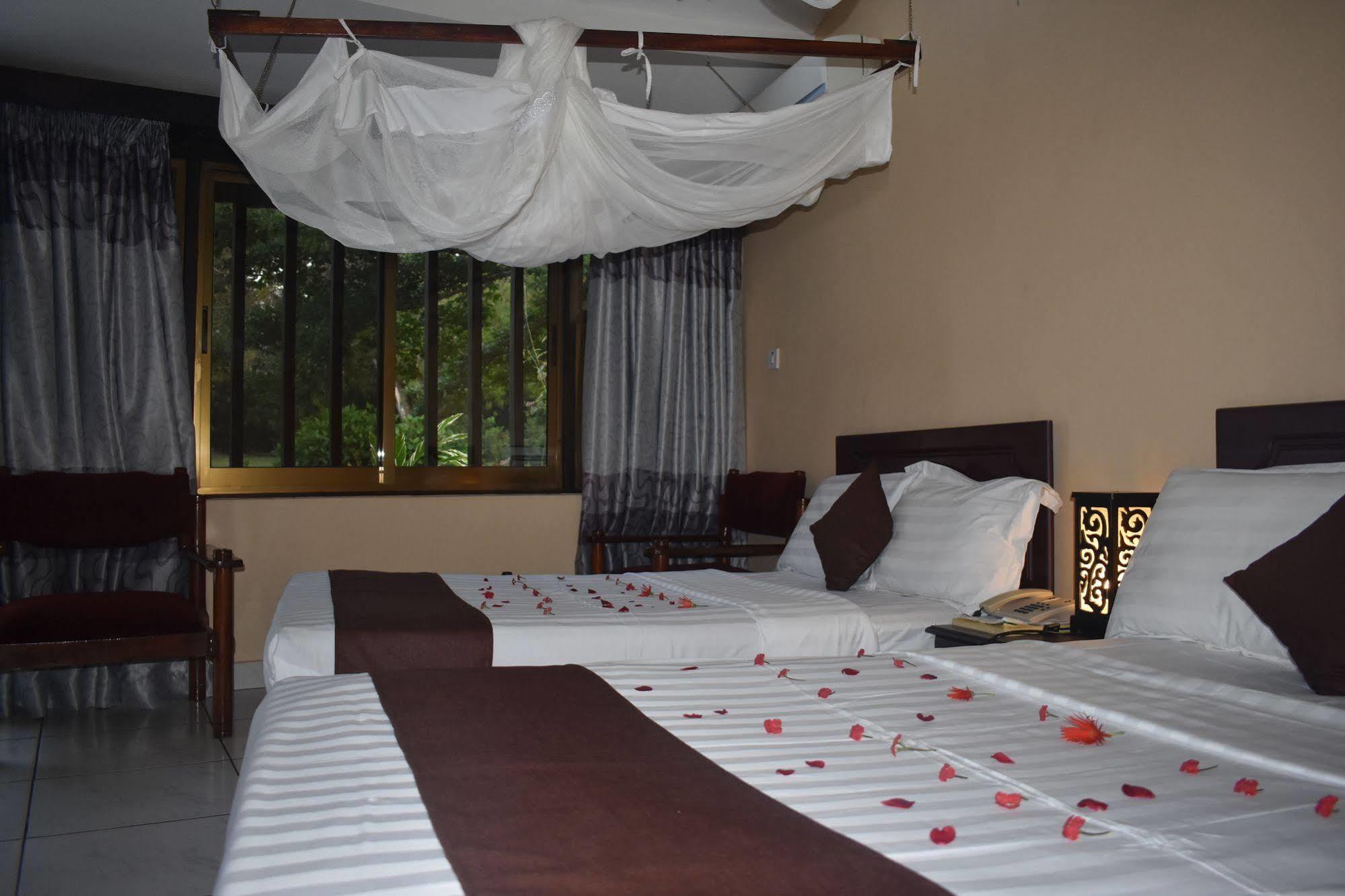 Morogoro Hotel Exteriör bild