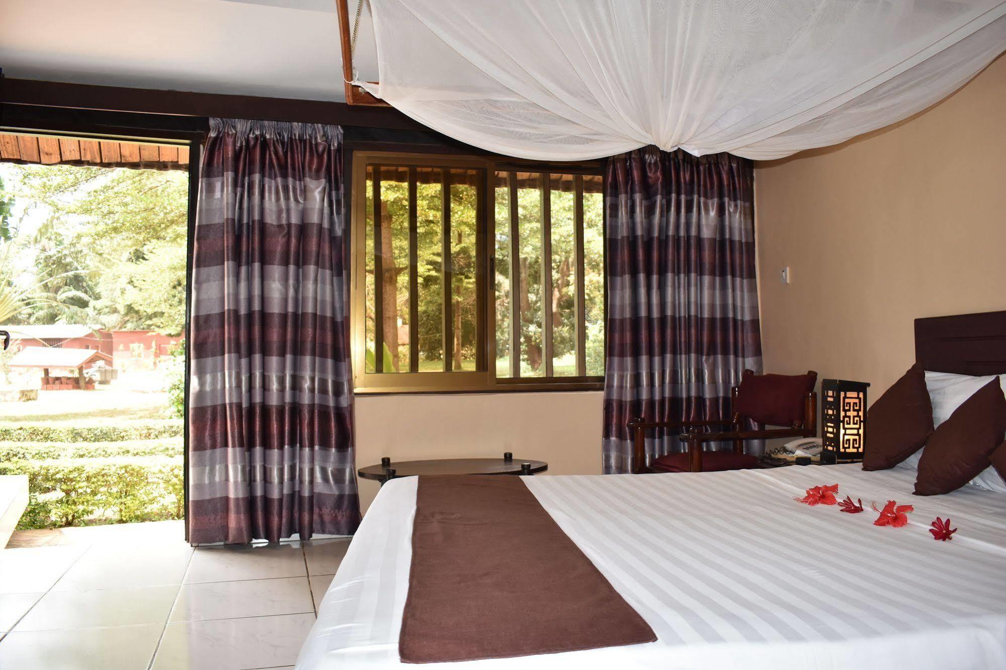 Morogoro Hotel Exteriör bild